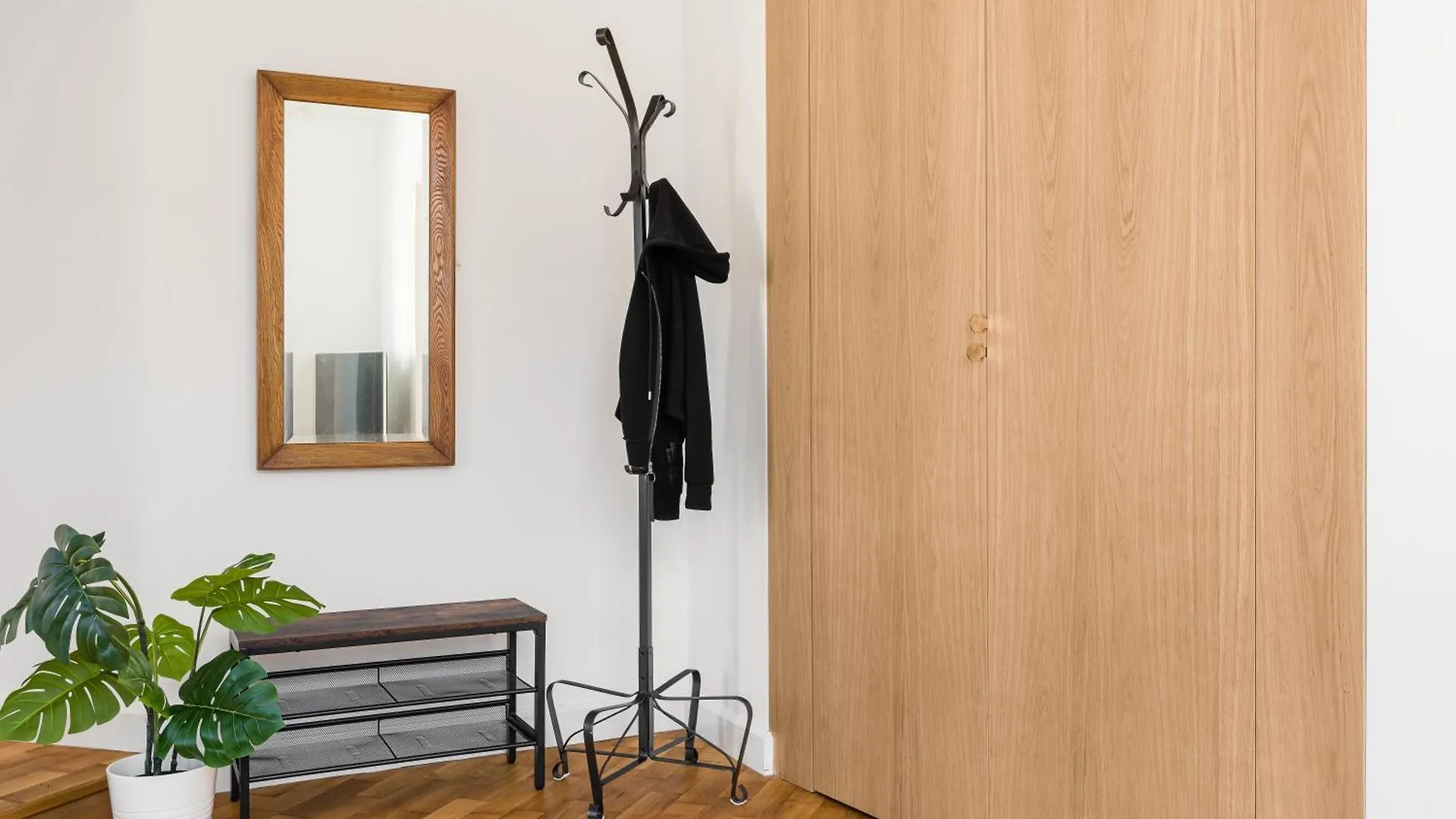 Sanhaus Apartments - Chopina 13 - Apartamenty W Centrum, 5 Minut Od Plazy I Deptaka Sopot 0*,  Polska